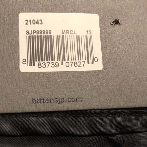 New Woman’s Bitten Pants in Gray! - Picture 9 of 9